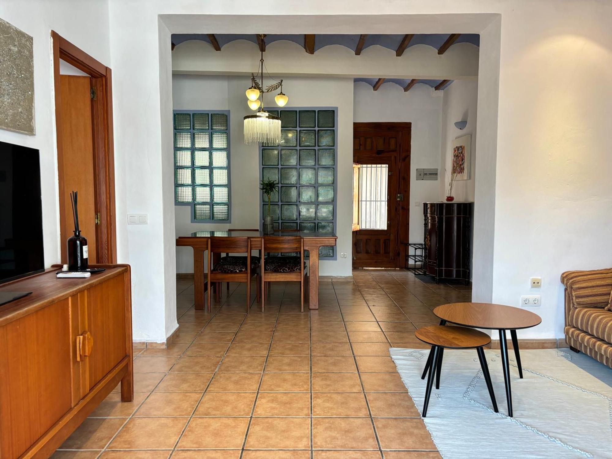 Piso En Con Vistas, Aire Acondicionado, Wifi Y Smart Tv
